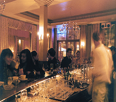 oxymoron_bar